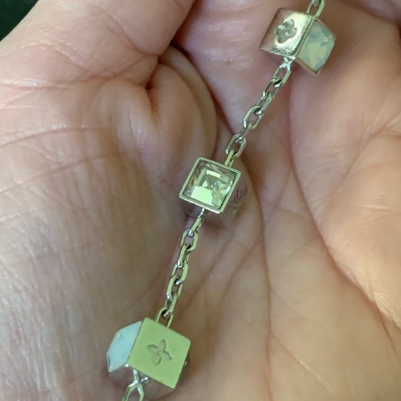 Louis Vuitton Gamble Bracelet - Picture 9 of 16